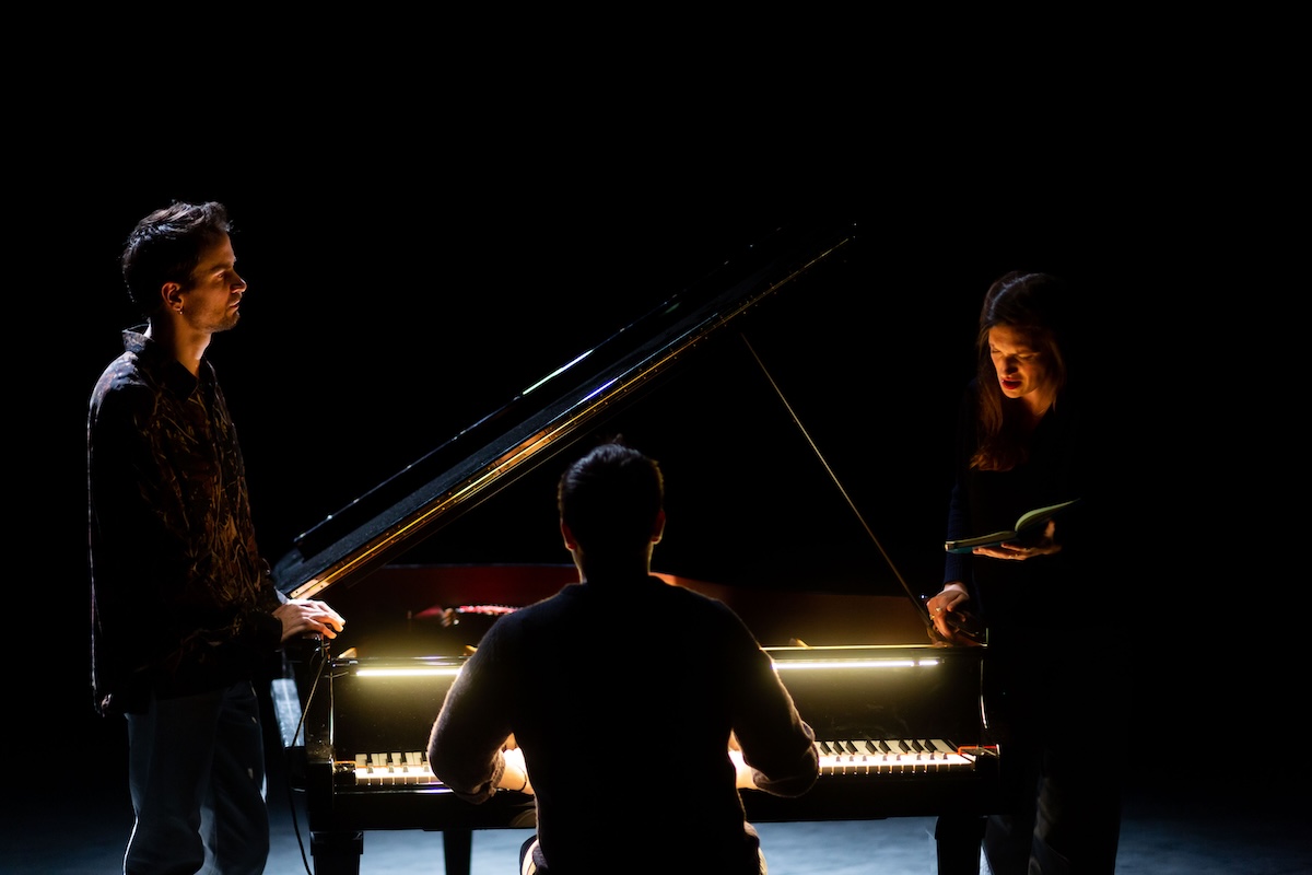 LE CHANT DU CYGNE_Miroirs Étendus - Le Chant du Cygne ©Martin Noda visuel spectacle