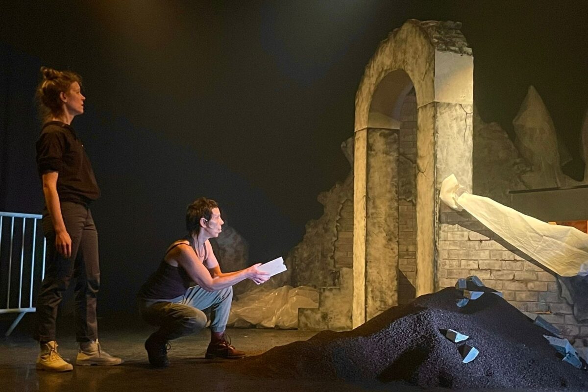 Ya des choses que non2©️Lou Maya copie 2.jpg